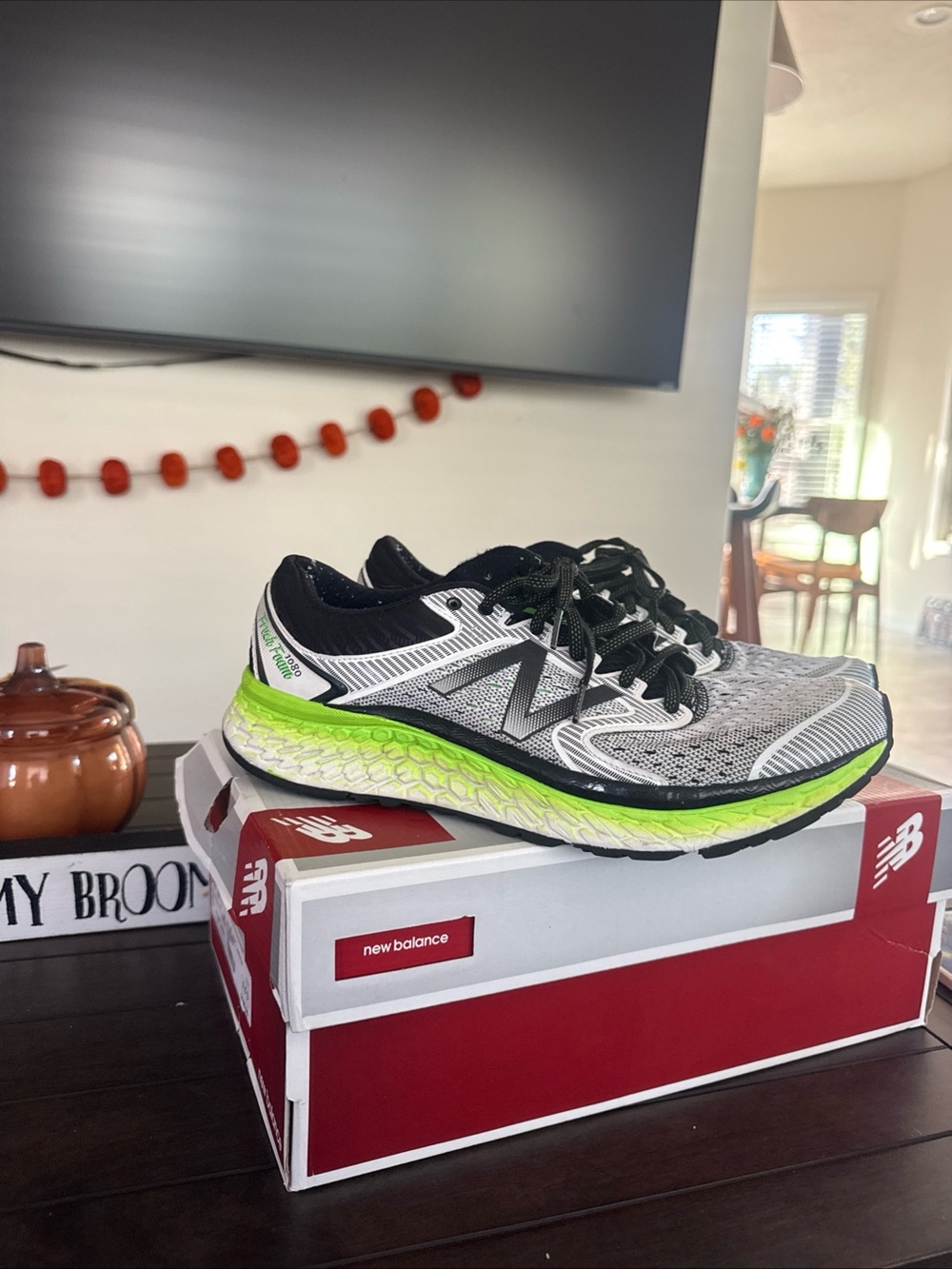 Men’s new balance 9.5